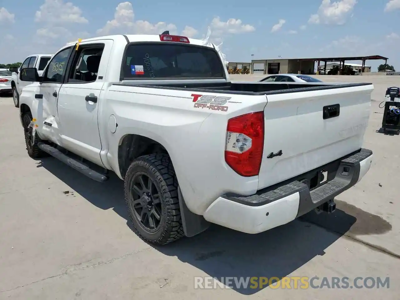 3 Photograph of a damaged car 5TFDY5F13MX037080 TOYOTA TUNDRA 2021