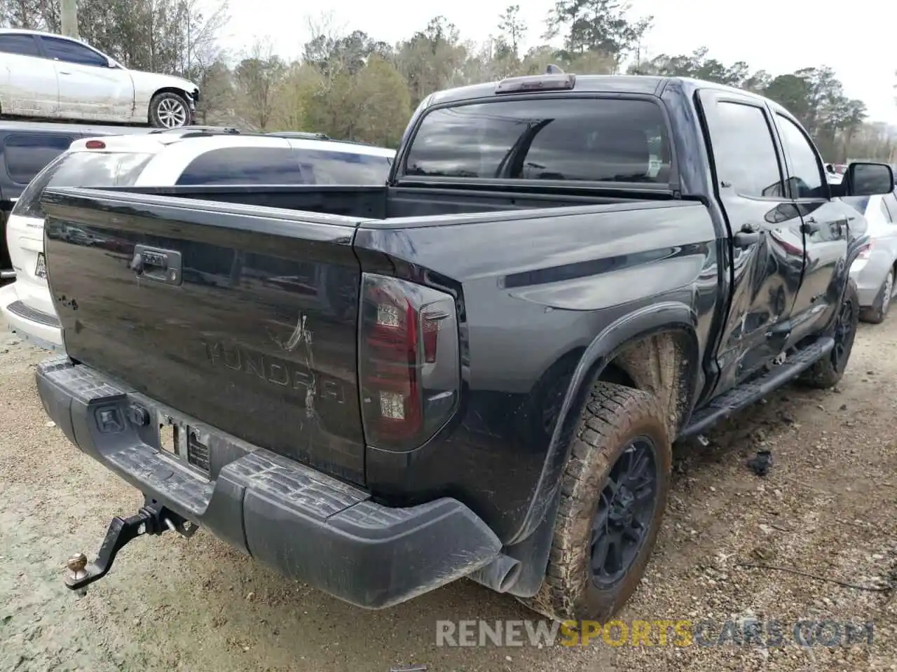 4 Photograph of a damaged car 5TFDY5F13MX971949 TOYOTA TUNDRA 2021