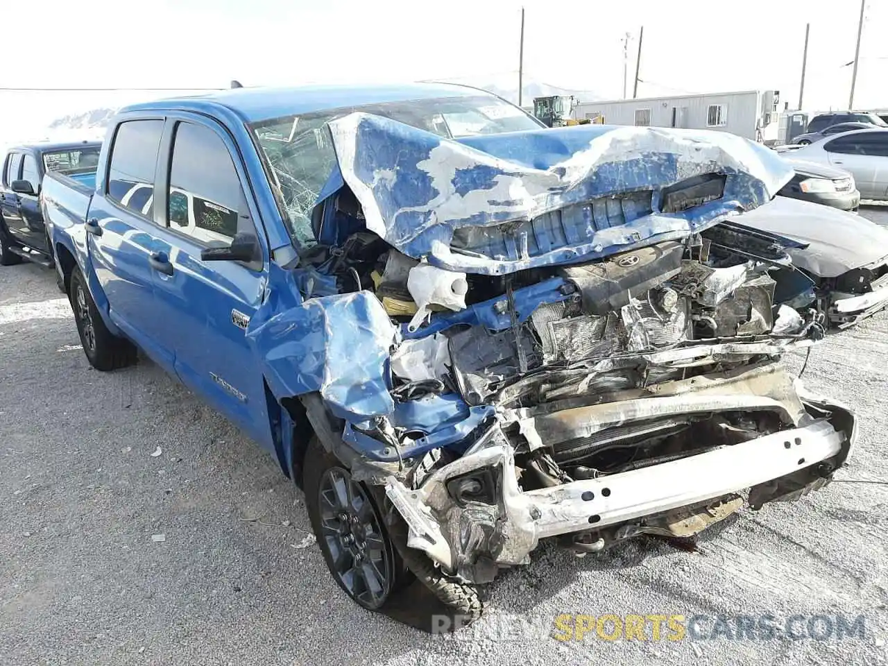 1 Photograph of a damaged car 5TFDY5F13MX976391 TOYOTA TUNDRA 2021