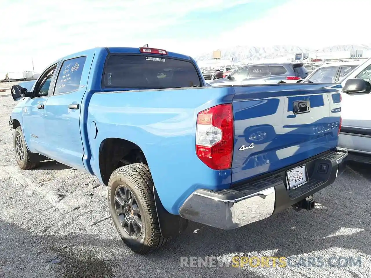 3 Photograph of a damaged car 5TFDY5F13MX976391 TOYOTA TUNDRA 2021