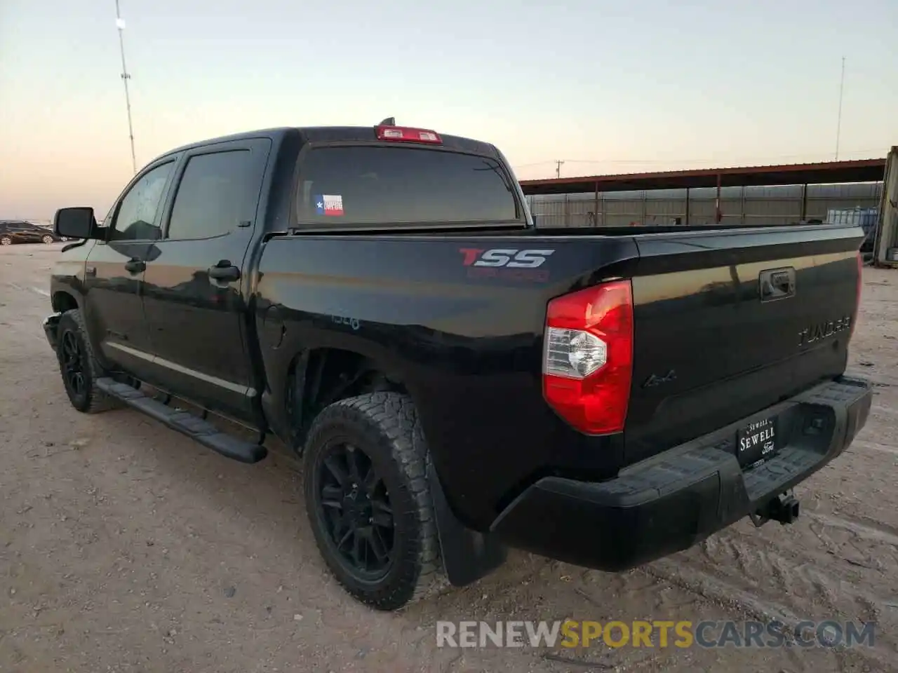 3 Photograph of a damaged car 5TFDY5F13MX990324 TOYOTA TUNDRA 2021