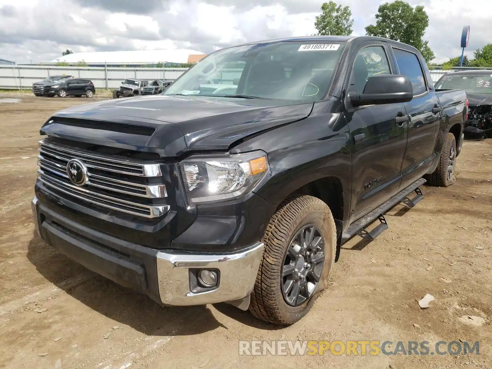 2 Photograph of a damaged car 5TFDY5F14MX964377 TOYOTA TUNDRA 2021