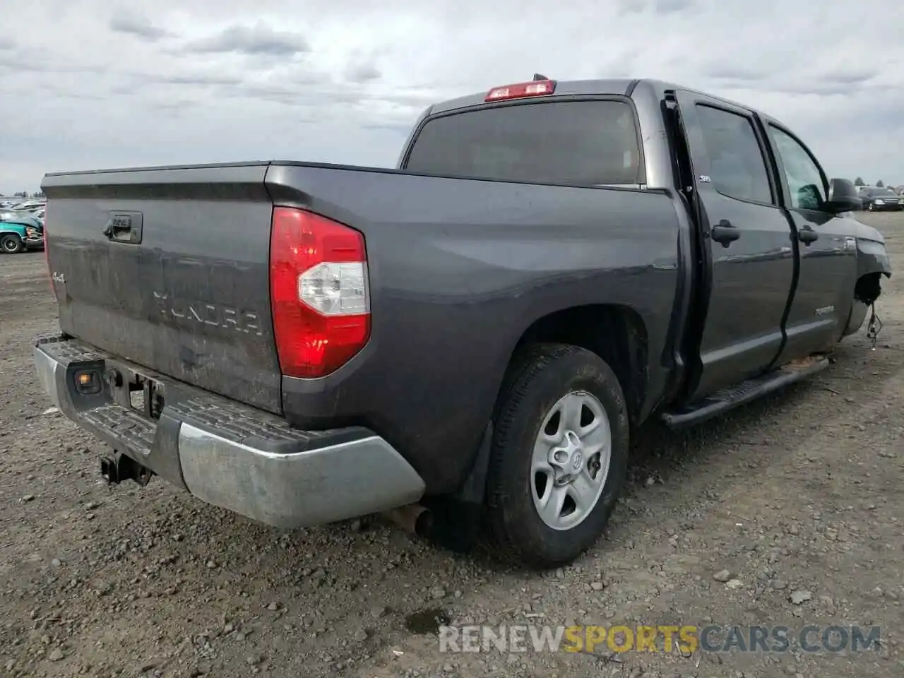 4 Photograph of a damaged car 5TFDY5F14MX965822 TOYOTA TUNDRA 2021