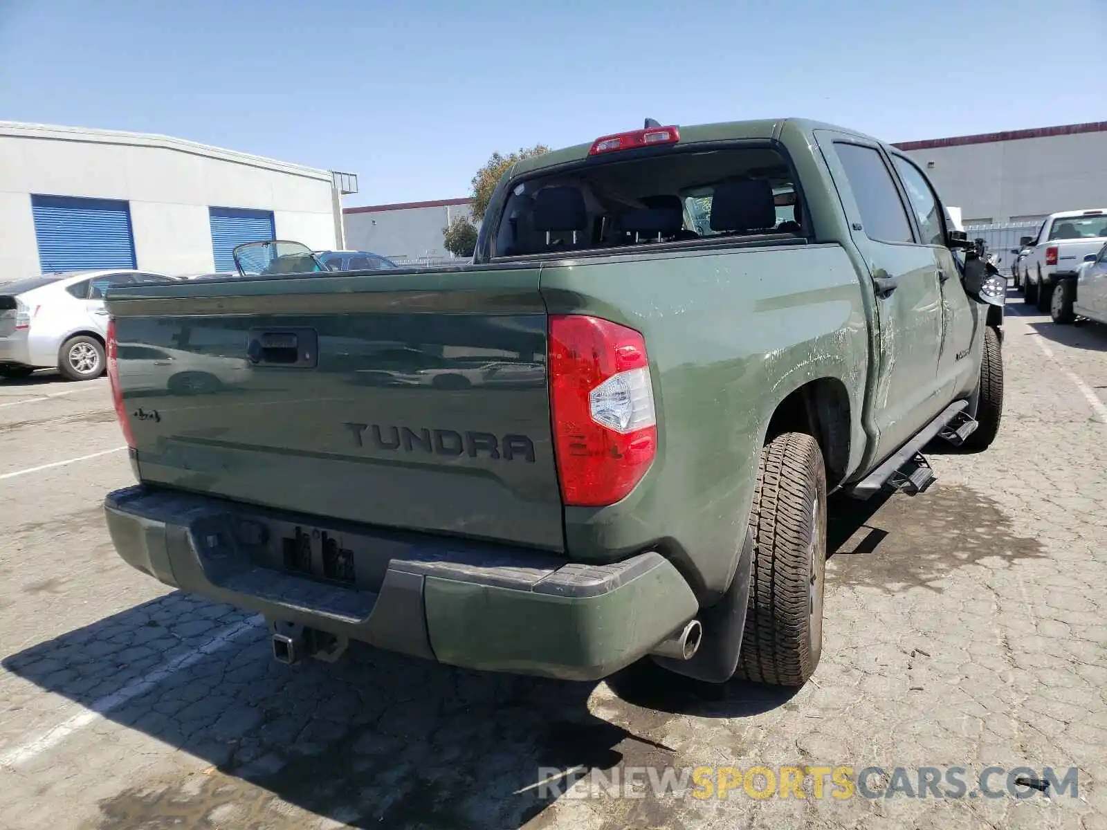 4 Photograph of a damaged car 5TFDY5F14MX970938 TOYOTA TUNDRA 2021