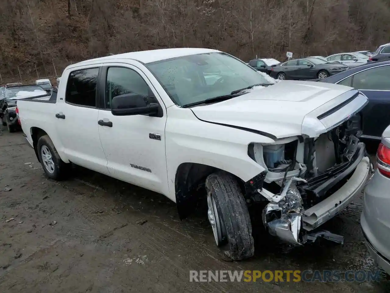 4 Photograph of a damaged car 5TFDY5F14MX984466 TOYOTA TUNDRA 2021