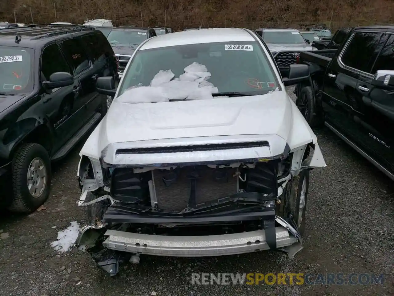 5 Photograph of a damaged car 5TFDY5F14MX984466 TOYOTA TUNDRA 2021