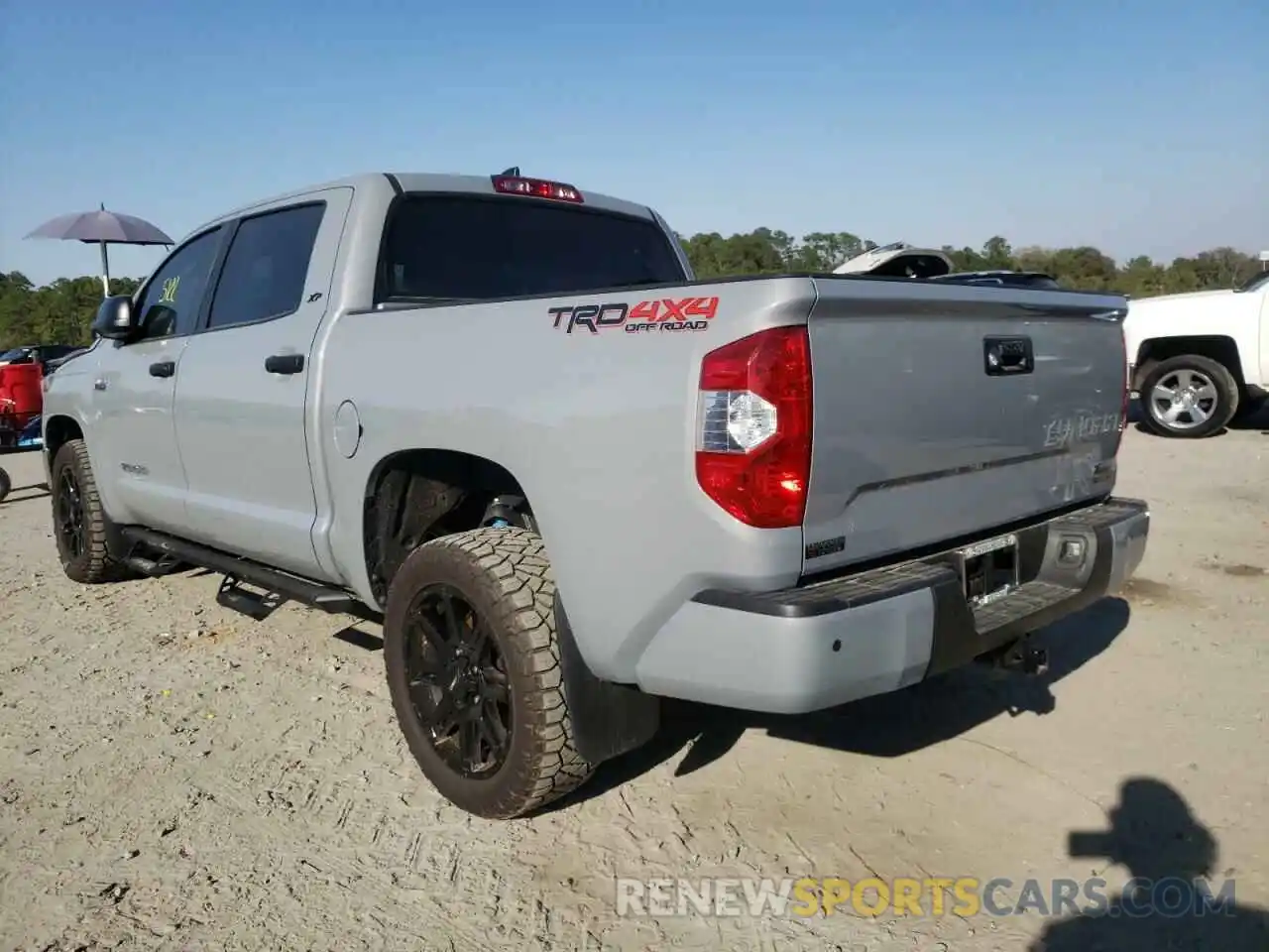 3 Photograph of a damaged car 5TFDY5F15MX025450 TOYOTA TUNDRA 2021