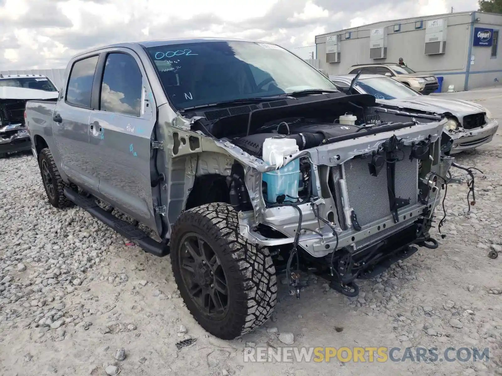 1 Photograph of a damaged car 5TFDY5F15MX026677 TOYOTA TUNDRA 2021