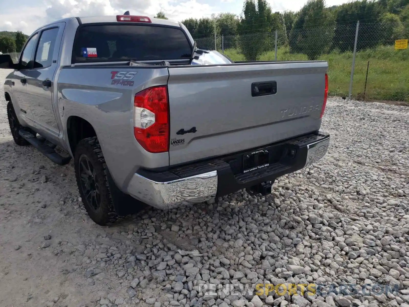 3 Photograph of a damaged car 5TFDY5F15MX026677 TOYOTA TUNDRA 2021