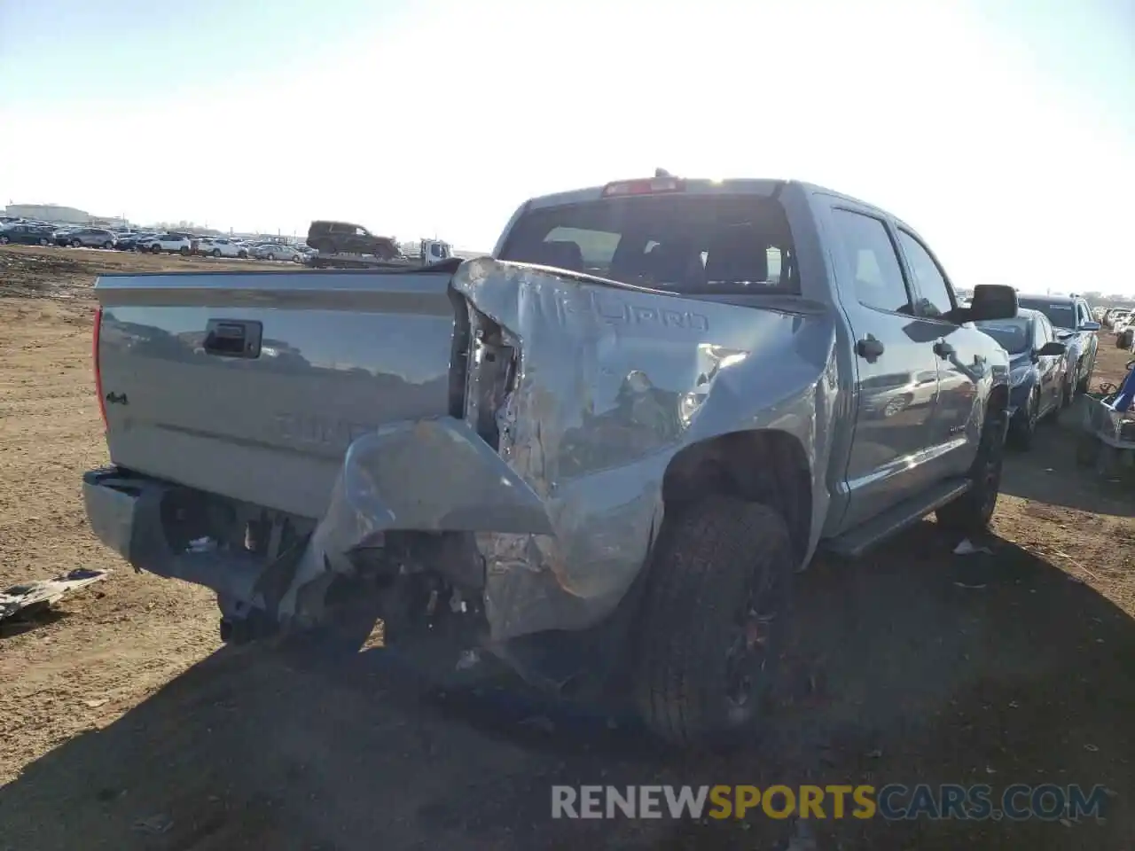 4 Photograph of a damaged car 5TFDY5F15MX033581 TOYOTA TUNDRA 2021