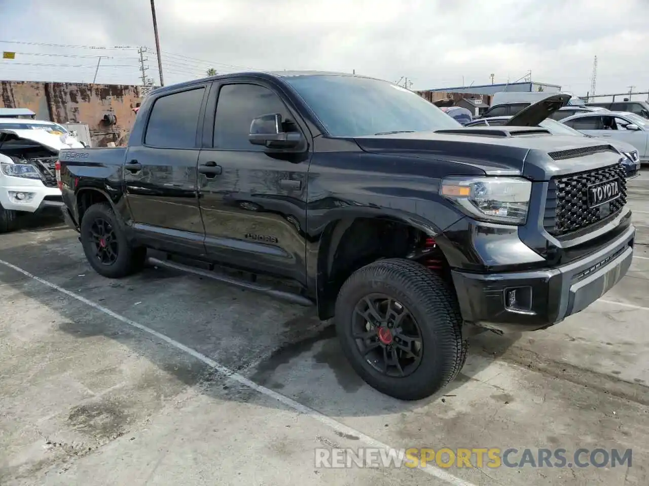 4 Photograph of a damaged car 5TFDY5F15MX965604 TOYOTA TUNDRA 2021