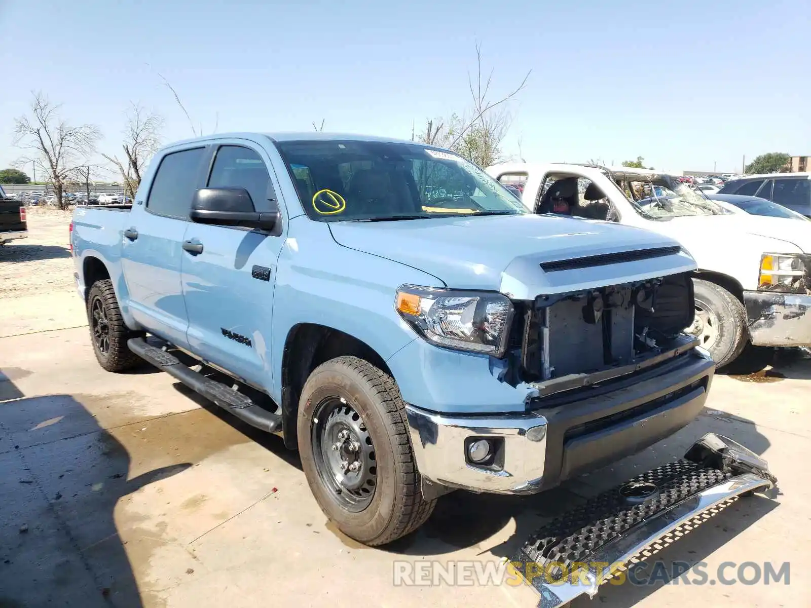 1 Photograph of a damaged car 5TFDY5F15MX976313 TOYOTA TUNDRA 2021