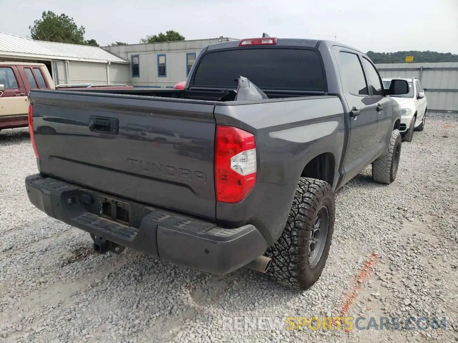 4 Photograph of a damaged car 5TFDY5F15MX990261 TOYOTA TUNDRA 2021