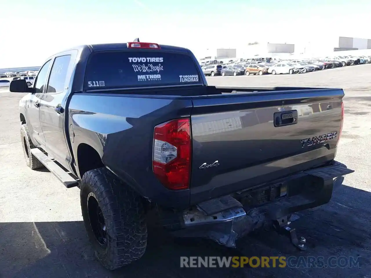 3 Photograph of a damaged car 5TFDY5F15MX992799 TOYOTA TUNDRA 2021