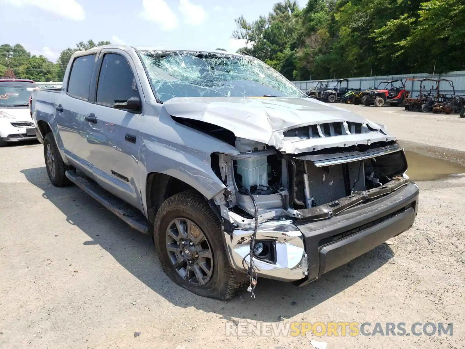 1 Photograph of a damaged car 5TFDY5F16MX007555 TOYOTA TUNDRA 2021