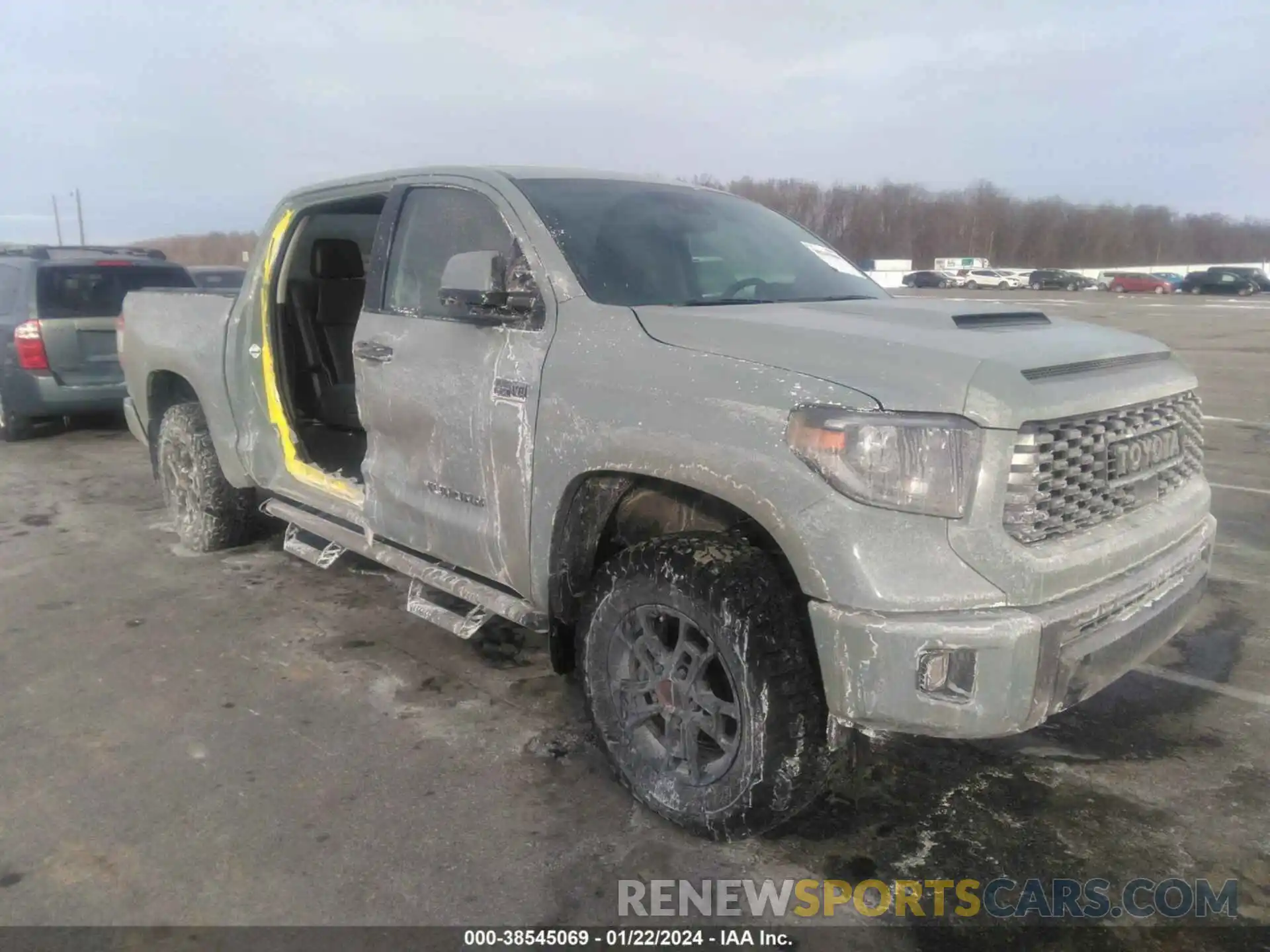 1 Photograph of a damaged car 5TFDY5F16MX048817 TOYOTA TUNDRA 2021