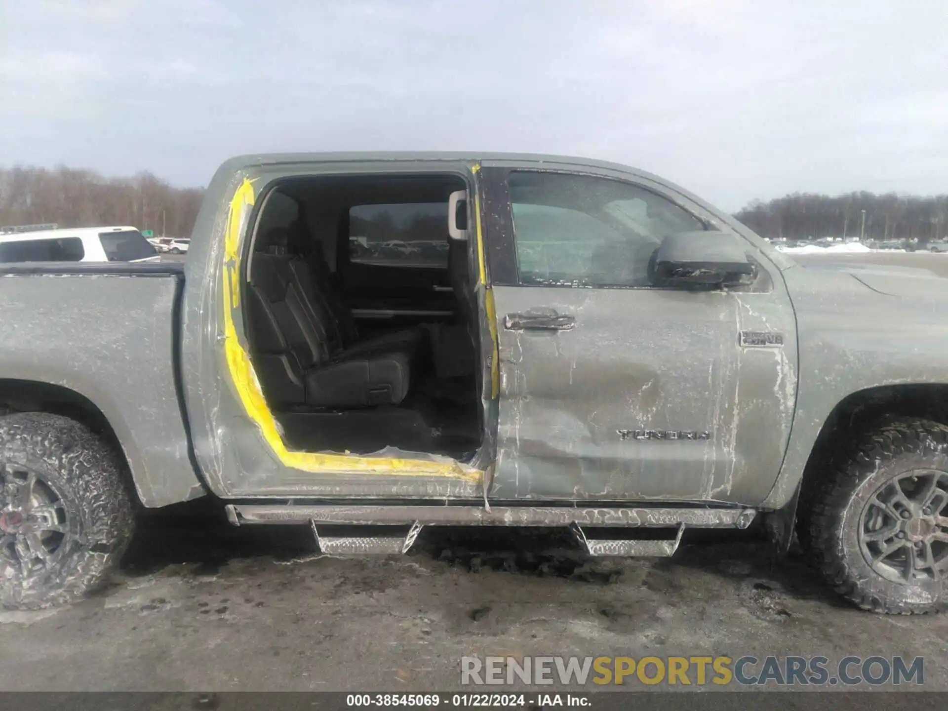 13 Photograph of a damaged car 5TFDY5F16MX048817 TOYOTA TUNDRA 2021