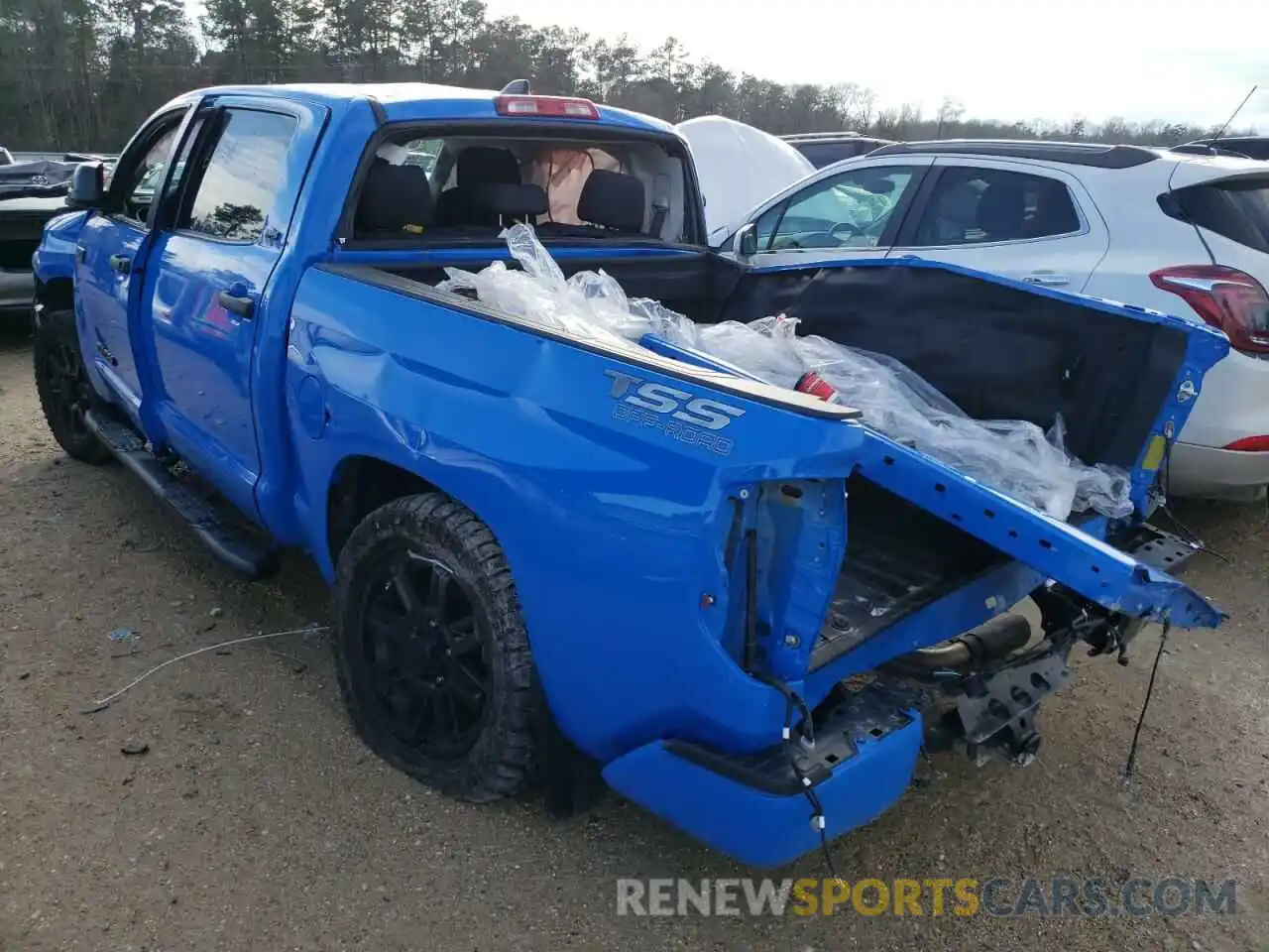 3 Photograph of a damaged car 5TFDY5F17MX002817 TOYOTA TUNDRA 2021