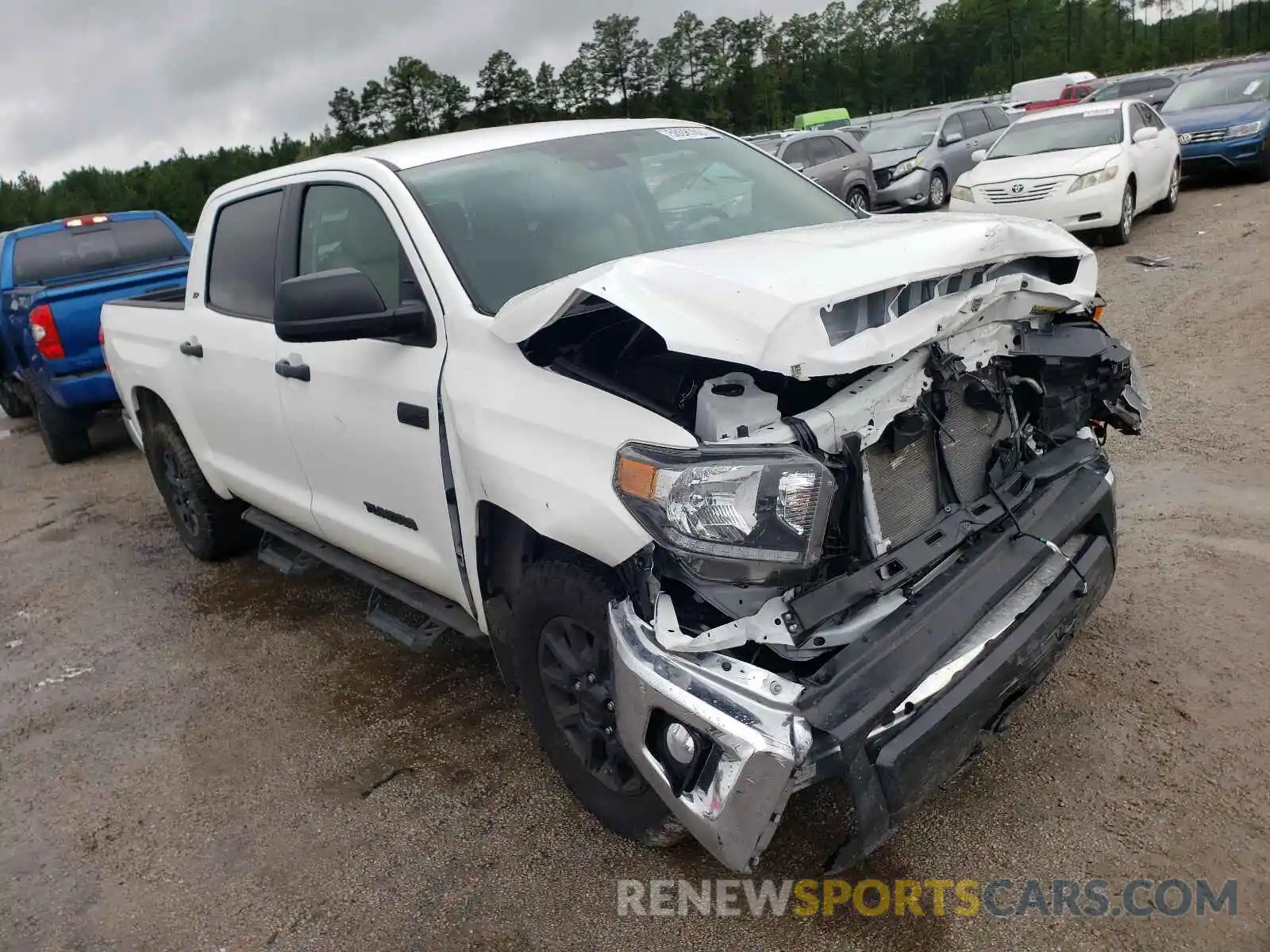 1 Photograph of a damaged car 5TFDY5F17MX019522 TOYOTA TUNDRA 2021