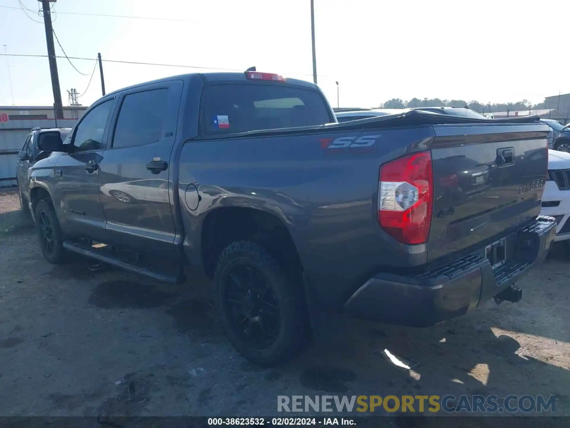 3 Photograph of a damaged car 5TFDY5F17MX026387 TOYOTA TUNDRA 2021