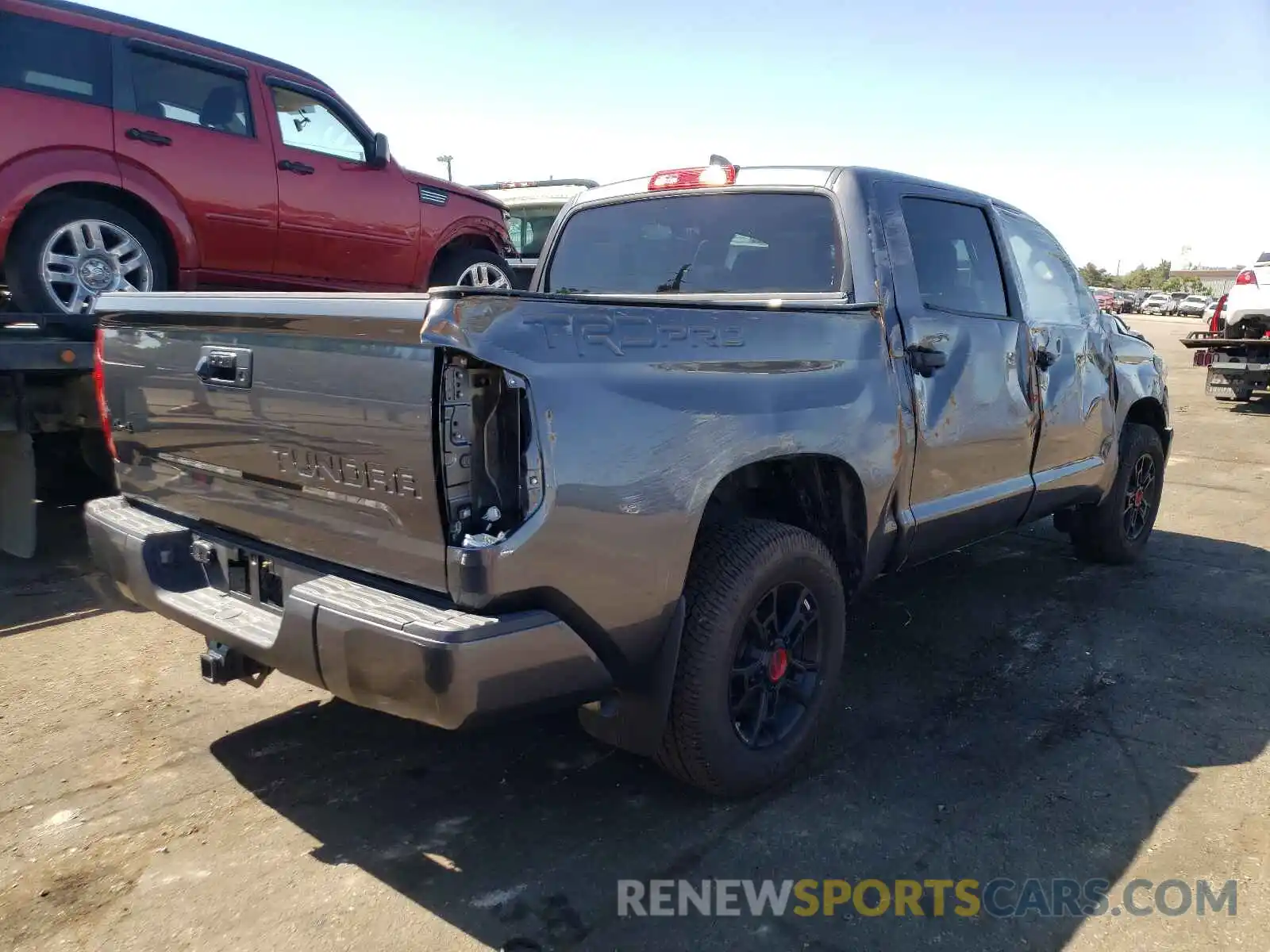 4 Photograph of a damaged car 5TFDY5F17MX978323 TOYOTA TUNDRA 2021