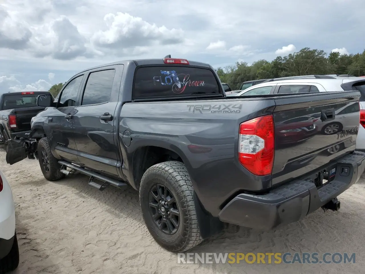 3 Photograph of a damaged car 5TFDY5F17MX983733 TOYOTA TUNDRA 2021