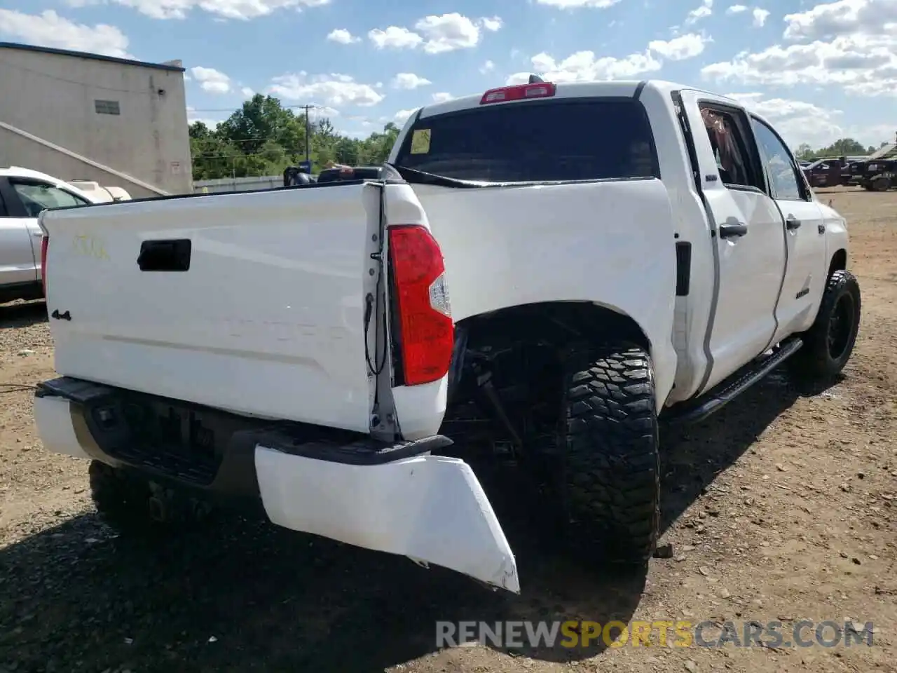 4 Photograph of a damaged car 5TFDY5F17MX983893 TOYOTA TUNDRA 2021