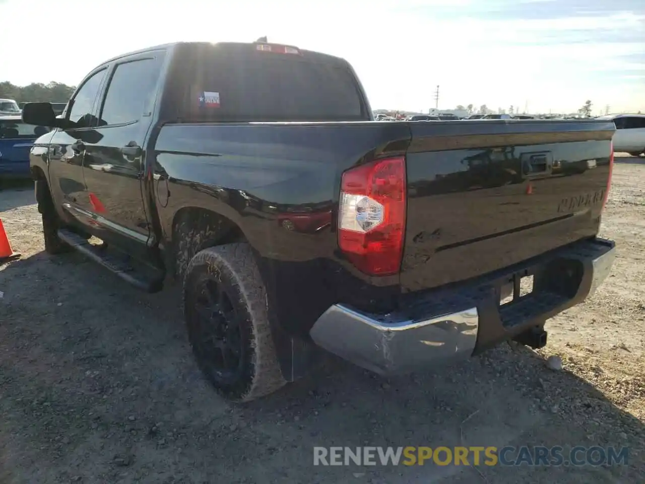 3 Photograph of a damaged car 5TFDY5F17MX989130 TOYOTA TUNDRA 2021