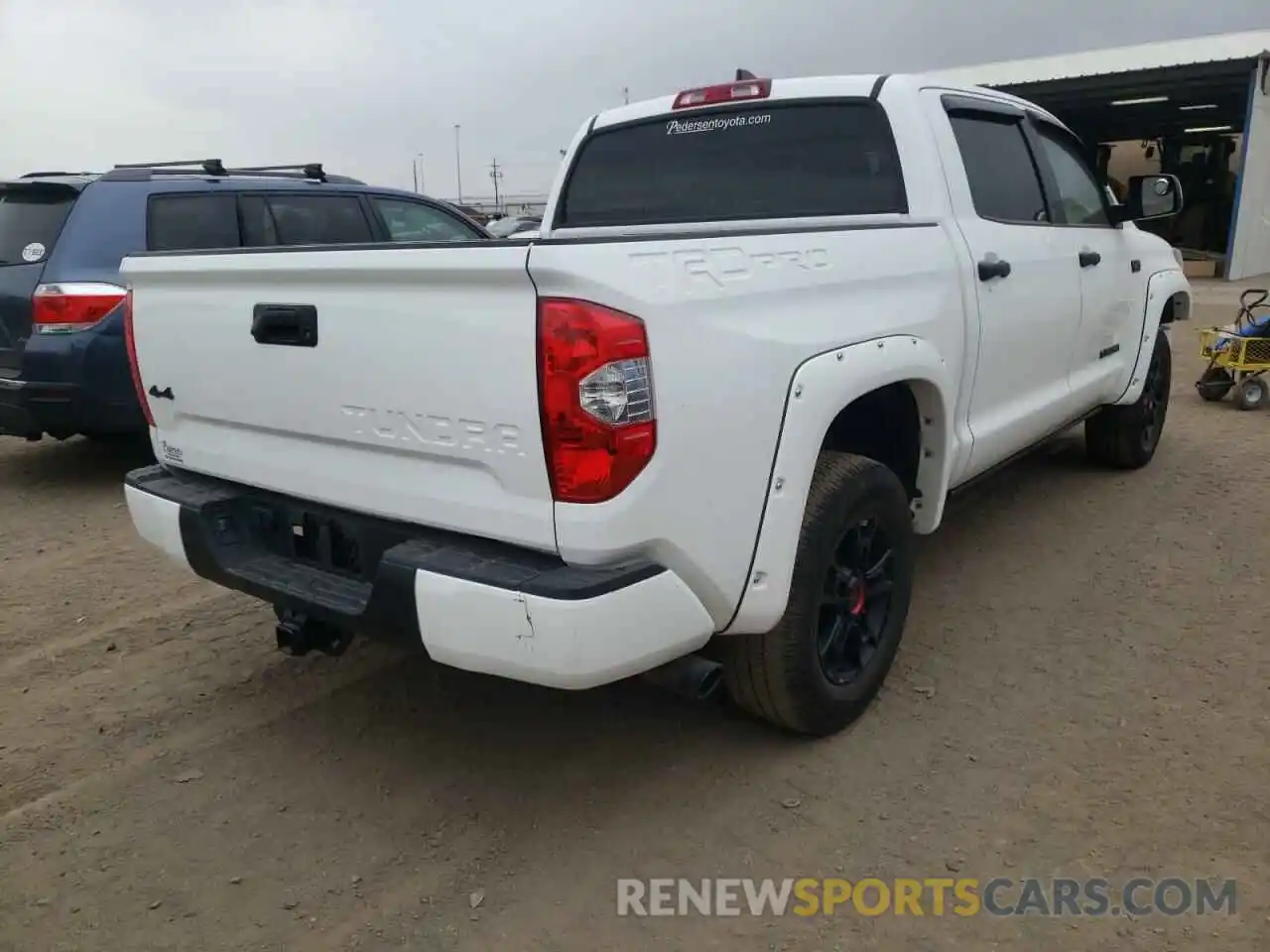 4 Photograph of a damaged car 5TFDY5F17MX997339 TOYOTA TUNDRA 2021