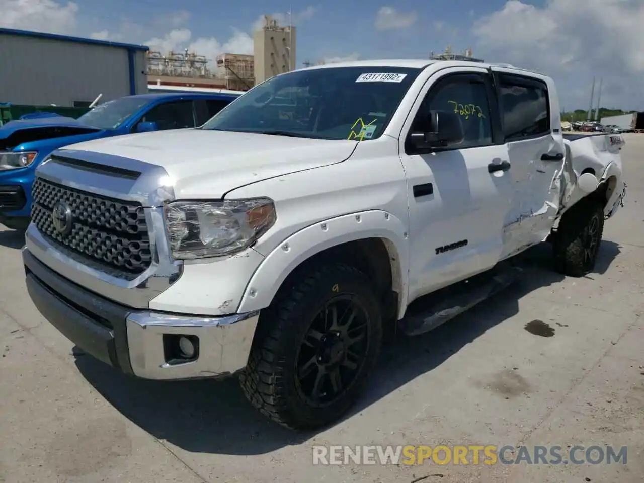 2 Photograph of a damaged car 5TFDY5F18MX001482 TOYOTA TUNDRA 2021