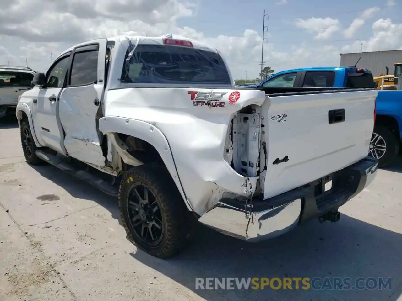 3 Photograph of a damaged car 5TFDY5F18MX001482 TOYOTA TUNDRA 2021