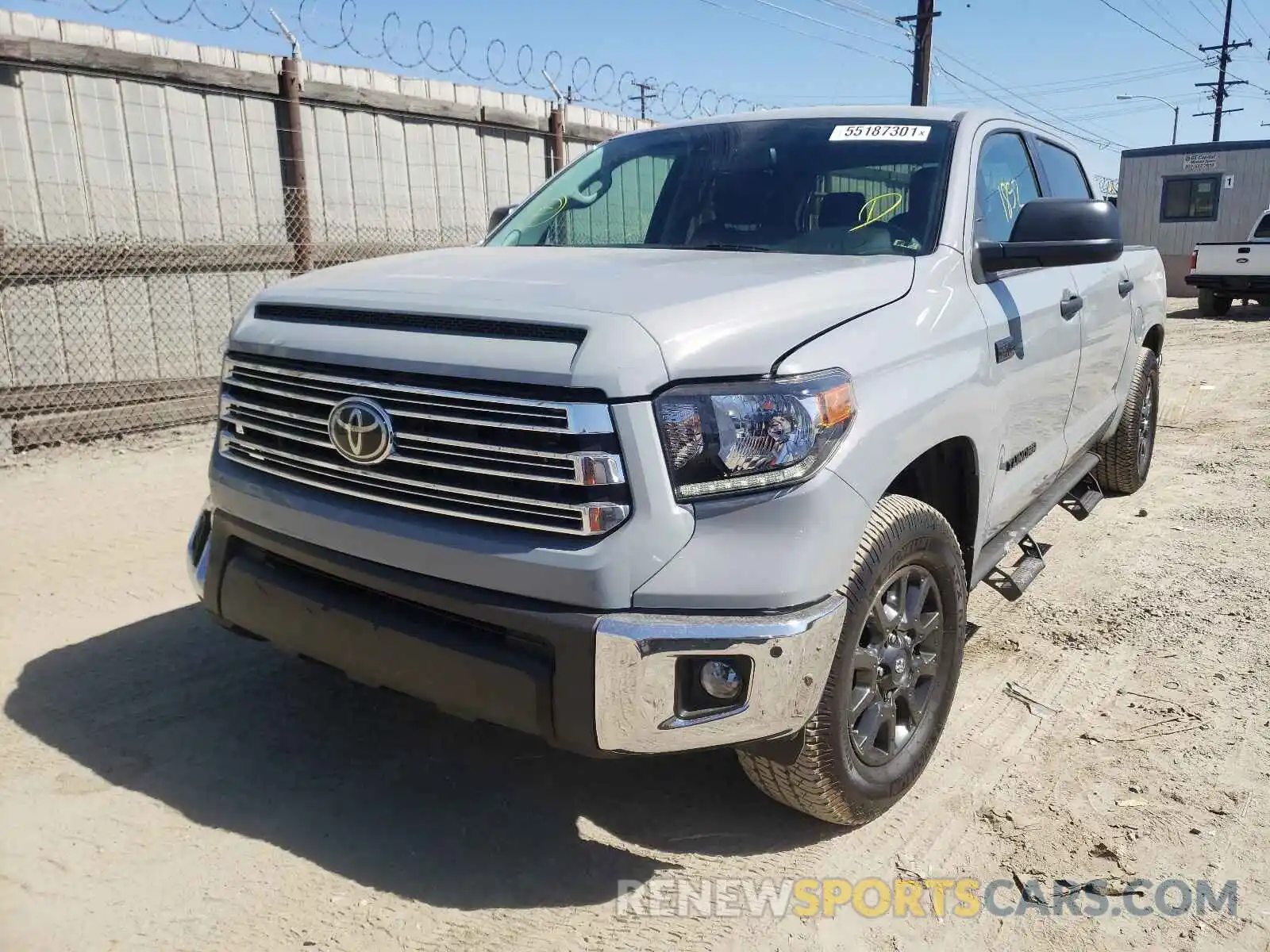 2 Photograph of a damaged car 5TFDY5F18MX018069 TOYOTA TUNDRA 2021