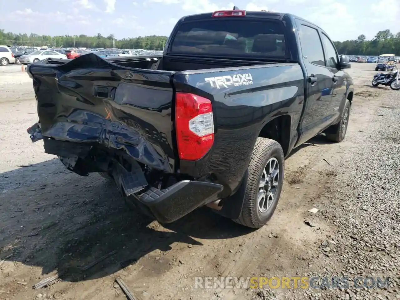 4 Photograph of a damaged car 5TFDY5F18MX022056 TOYOTA TUNDRA 2021