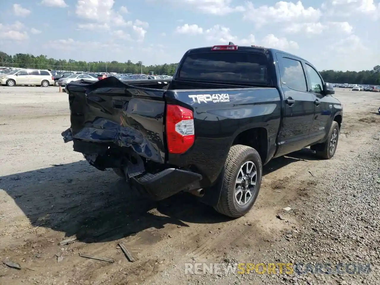 9 Photograph of a damaged car 5TFDY5F18MX022056 TOYOTA TUNDRA 2021