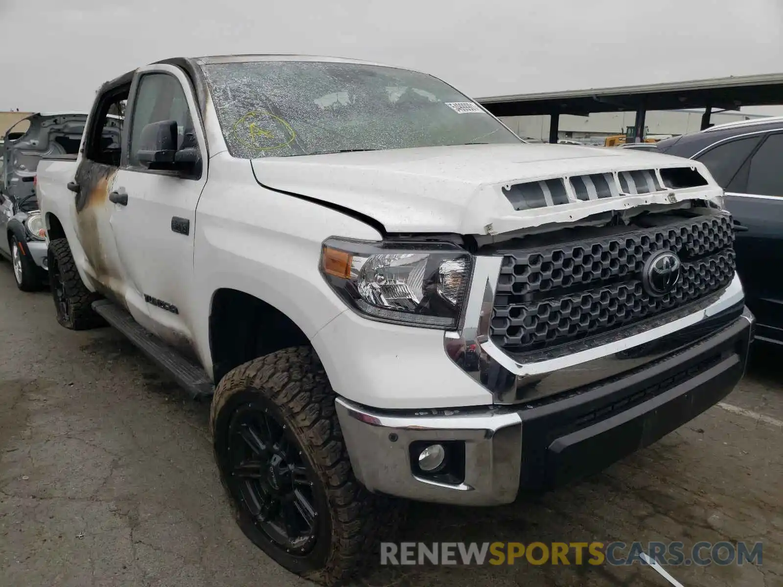 1 Photograph of a damaged car 5TFDY5F18MX956198 TOYOTA TUNDRA 2021