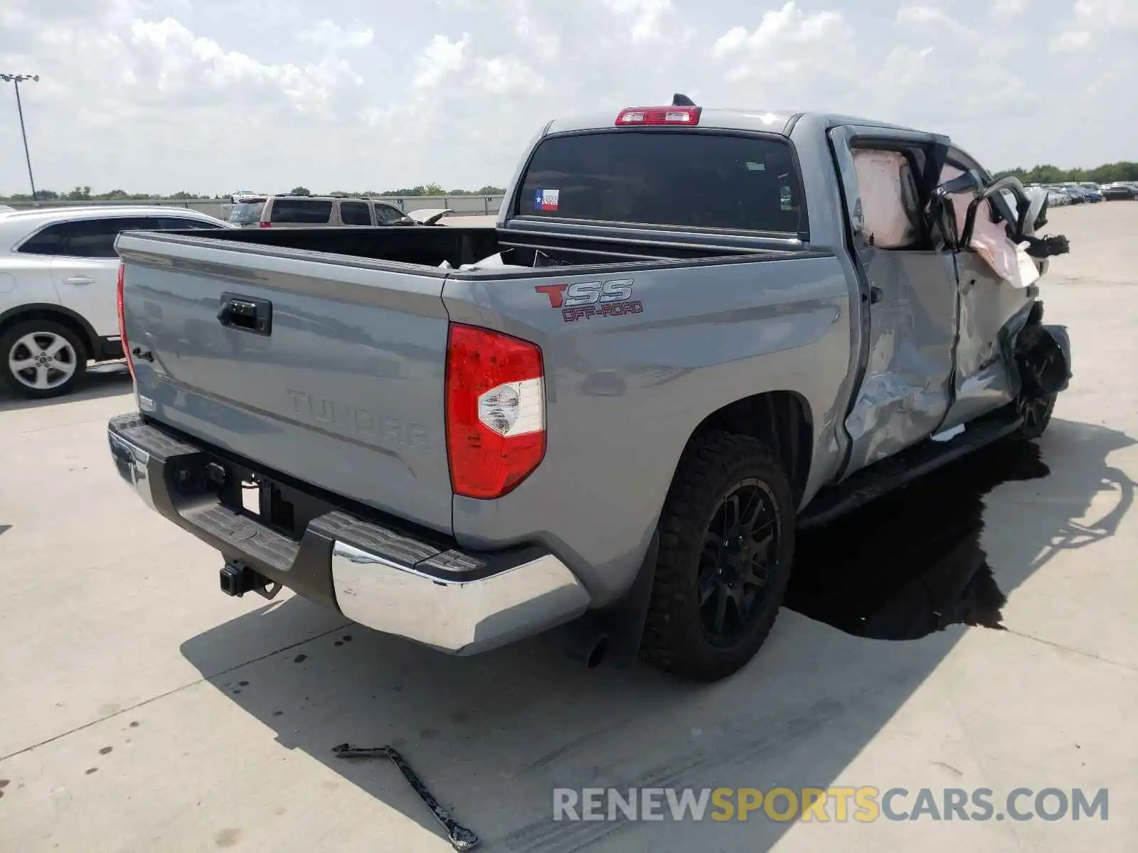 4 Photograph of a damaged car 5TFDY5F18MX957769 TOYOTA TUNDRA 2021