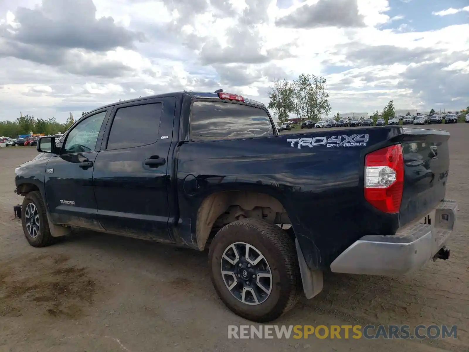 3 Photograph of a damaged car 5TFDY5F18MX960204 TOYOTA TUNDRA 2021