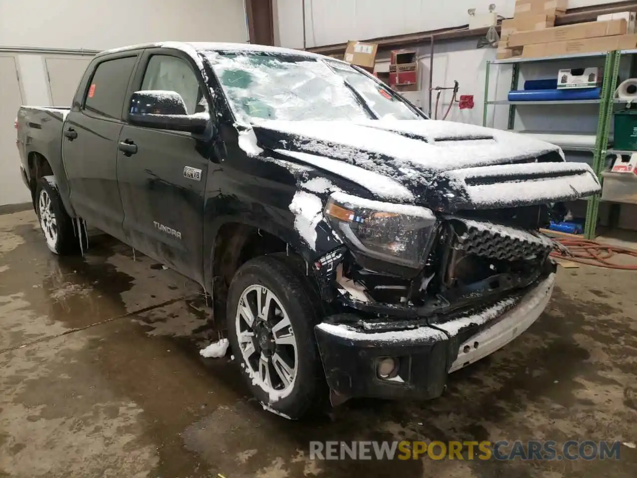 1 Photograph of a damaged car 5TFDY5F18MX966391 TOYOTA TUNDRA 2021