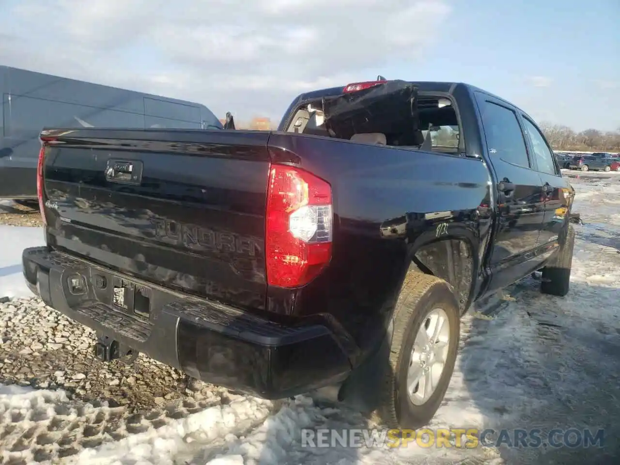 4 Photograph of a damaged car 5TFDY5F18MX986169 TOYOTA TUNDRA 2021