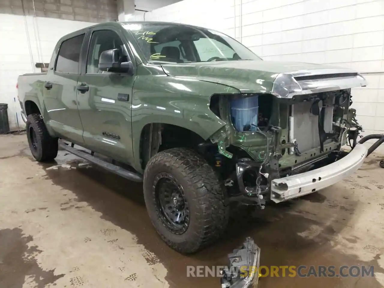 1 Photograph of a damaged car 5TFDY5F19MX958736 TOYOTA TUNDRA 2021