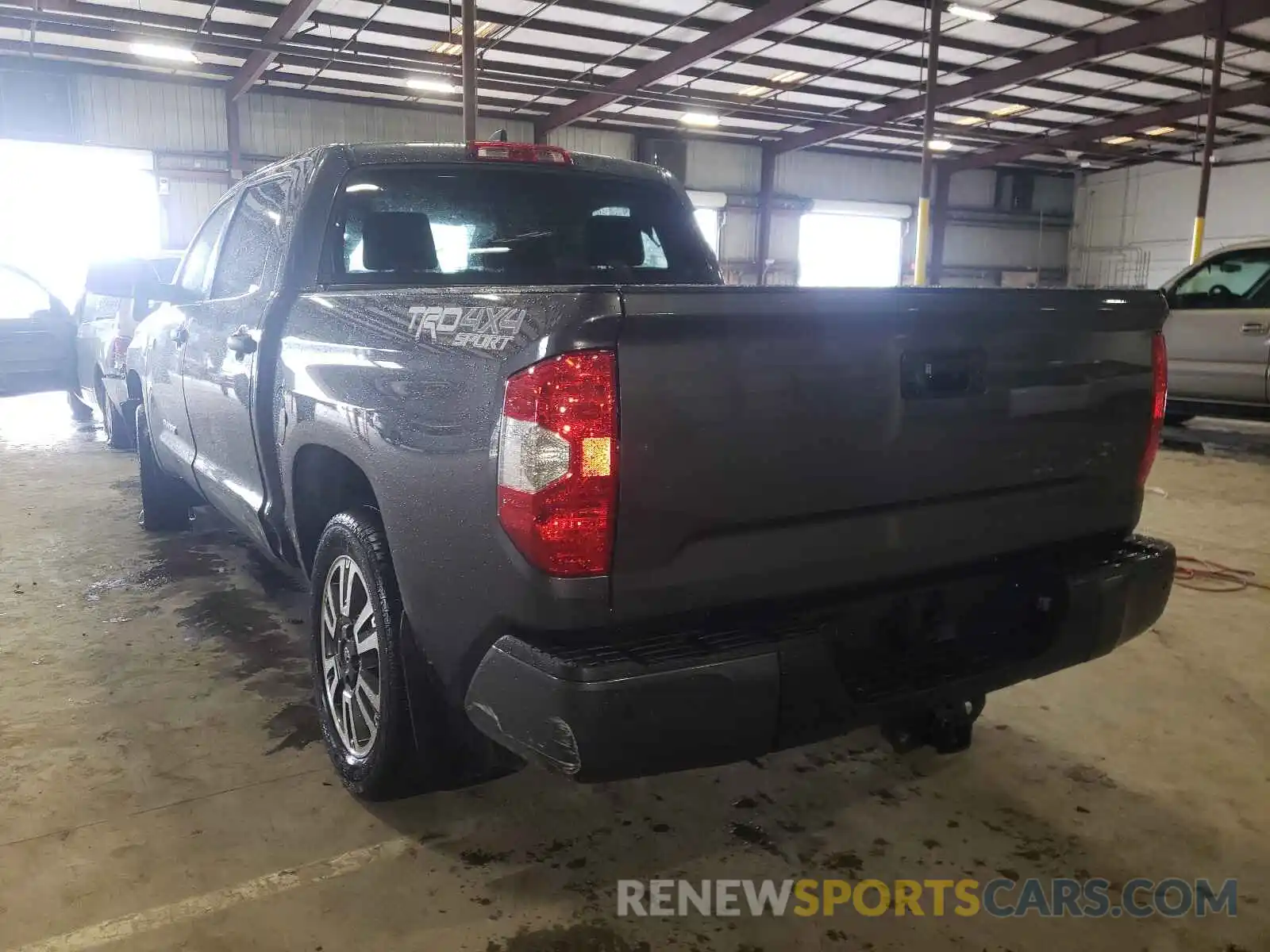 3 Photograph of a damaged car 5TFDY5F19MX963421 TOYOTA TUNDRA 2021