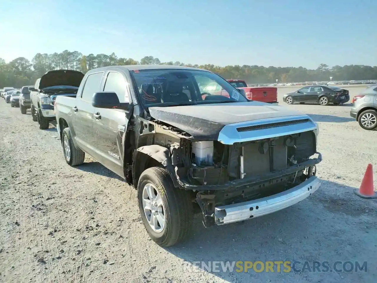 1 Photograph of a damaged car 5TFDY5F19MX976833 TOYOTA TUNDRA 2021