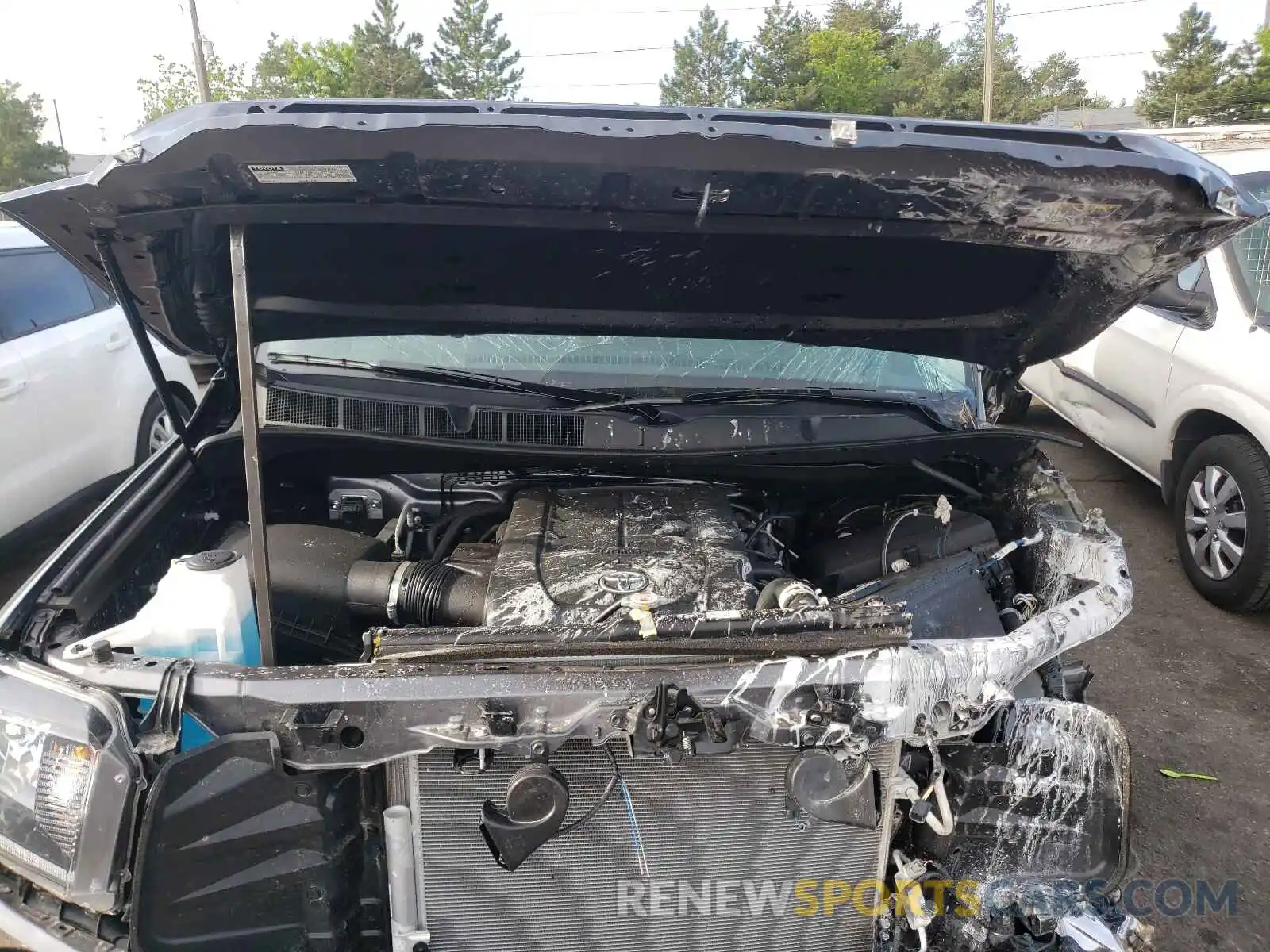 7 Photograph of a damaged car 5TFDY5F19MX995477 TOYOTA TUNDRA 2021