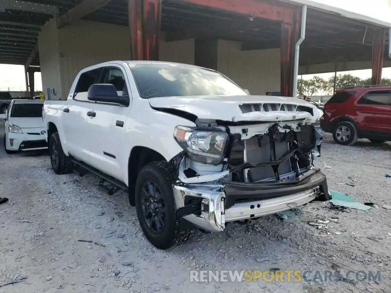 1 Photograph of a damaged car 5TFDY5F1XMX033219 TOYOTA TUNDRA 2021