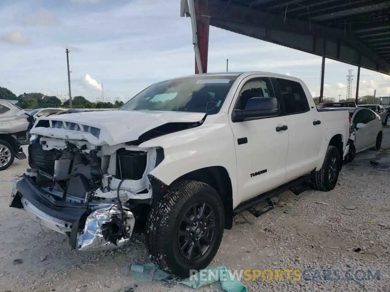 2 Photograph of a damaged car 5TFDY5F1XMX033219 TOYOTA TUNDRA 2021