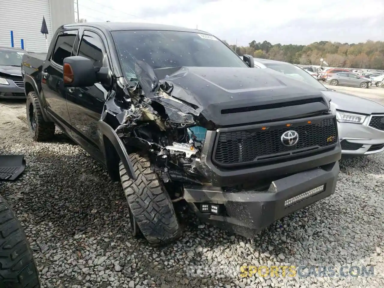 9 Photograph of a damaged car 5TFDY5F1XMX036671 TOYOTA TUNDRA 2021