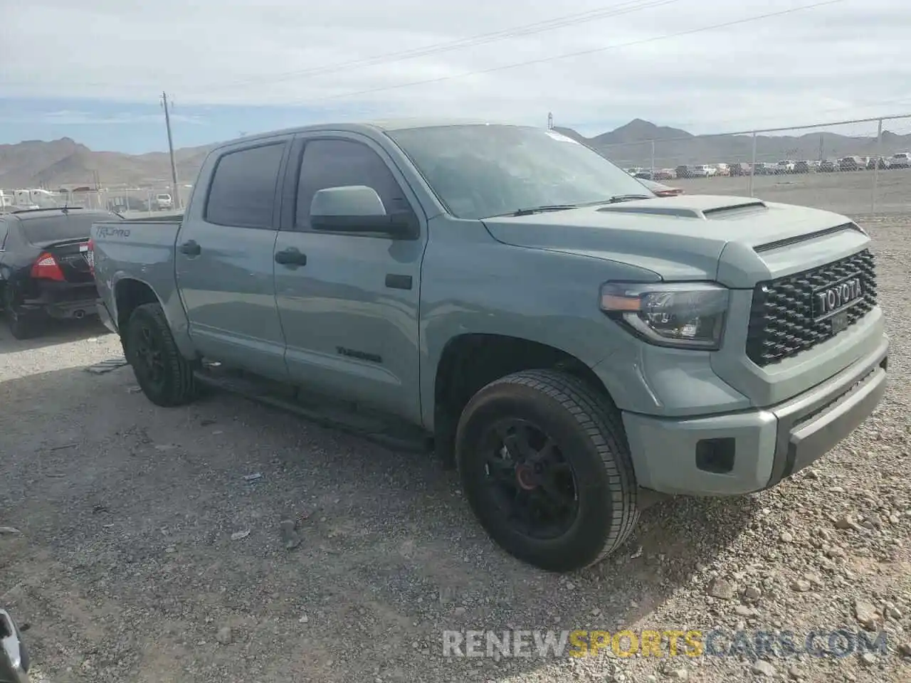 4 Photograph of a damaged car 5TFDY5F1XMX045077 TOYOTA TUNDRA 2021