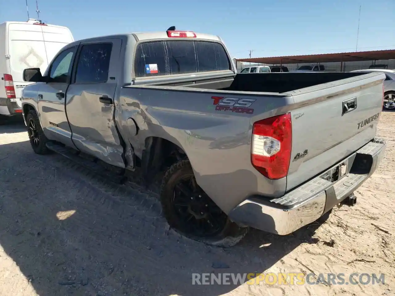 3 Photograph of a damaged car 5TFDY5F1XMX956736 TOYOTA TUNDRA 2021