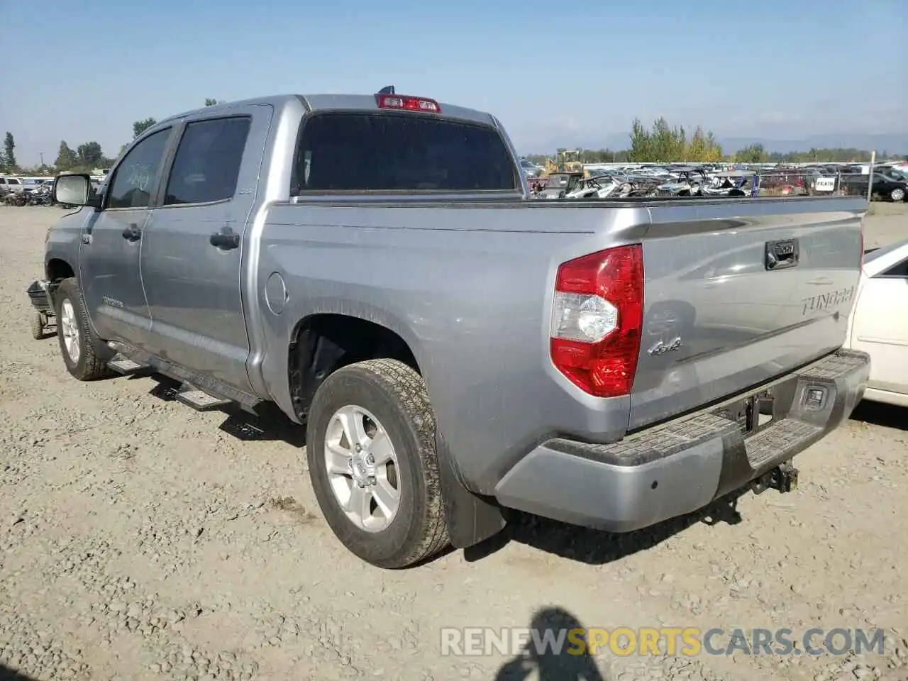 3 Photograph of a damaged car 5TFDY5F1XMX964478 TOYOTA TUNDRA 2021