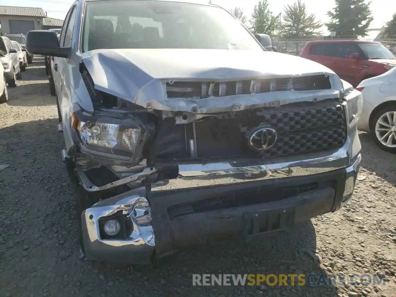 9 Photograph of a damaged car 5TFDY5F1XMX964478 TOYOTA TUNDRA 2021